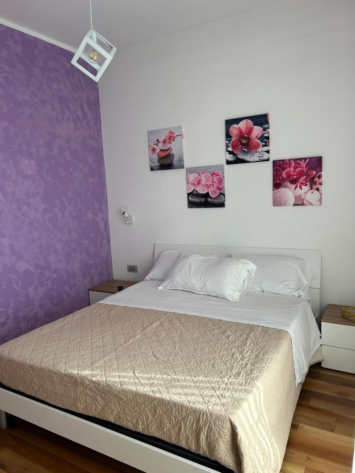 B&B Serangi - Il Piacere Di Sentirsi A Casa Cercola Exteriör bild