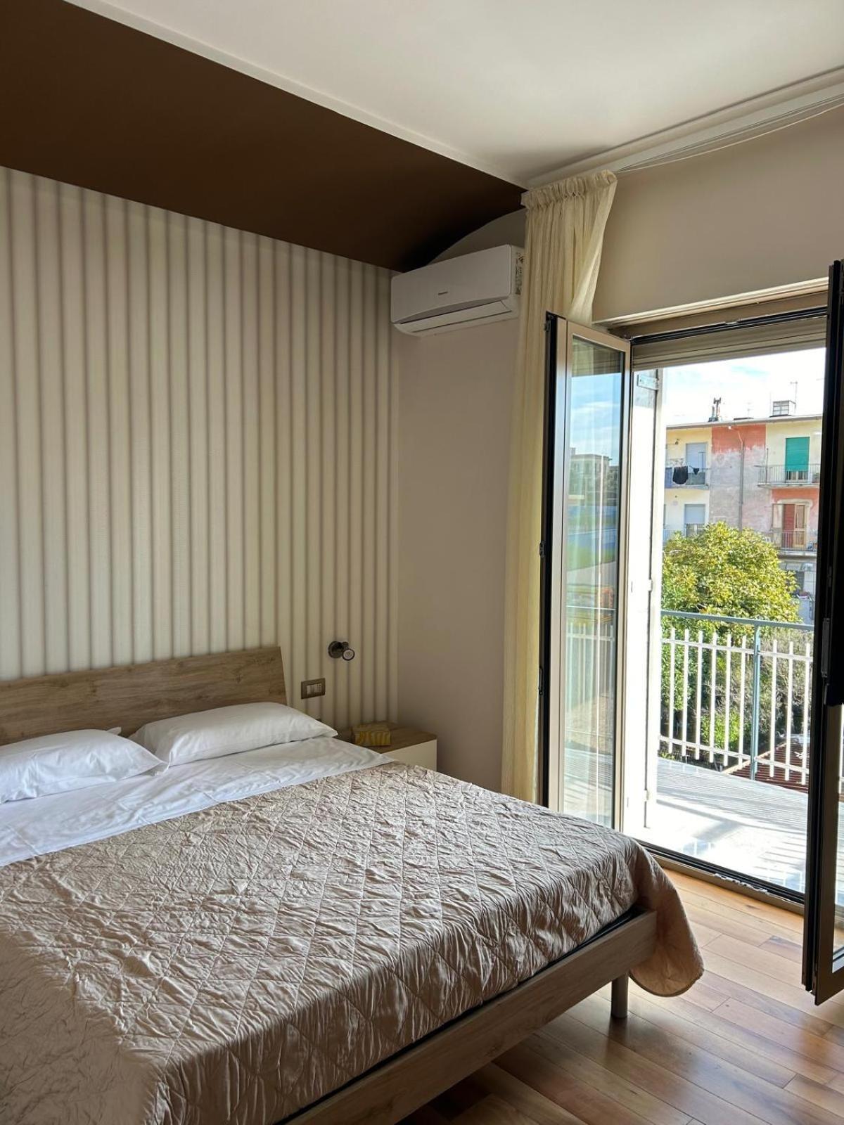 B&B Serangi - Il Piacere Di Sentirsi A Casa Cercola Exteriör bild