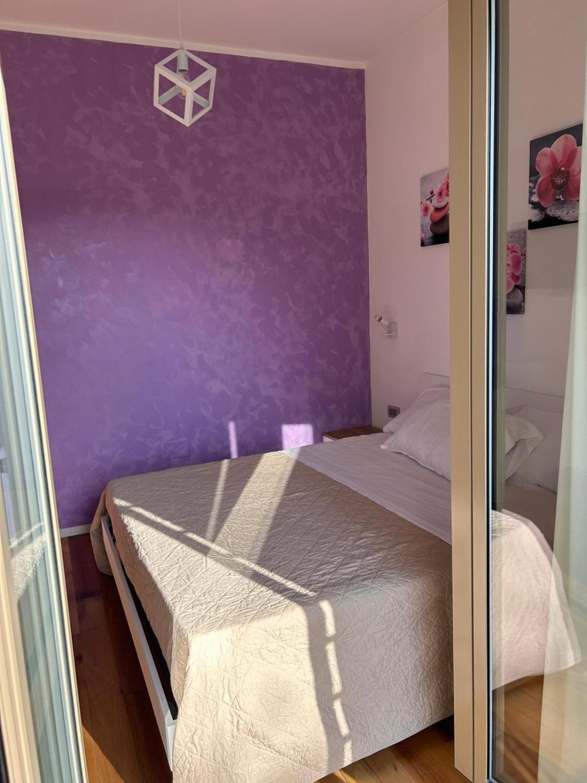 B&B Serangi - Il Piacere Di Sentirsi A Casa Cercola Exteriör bild