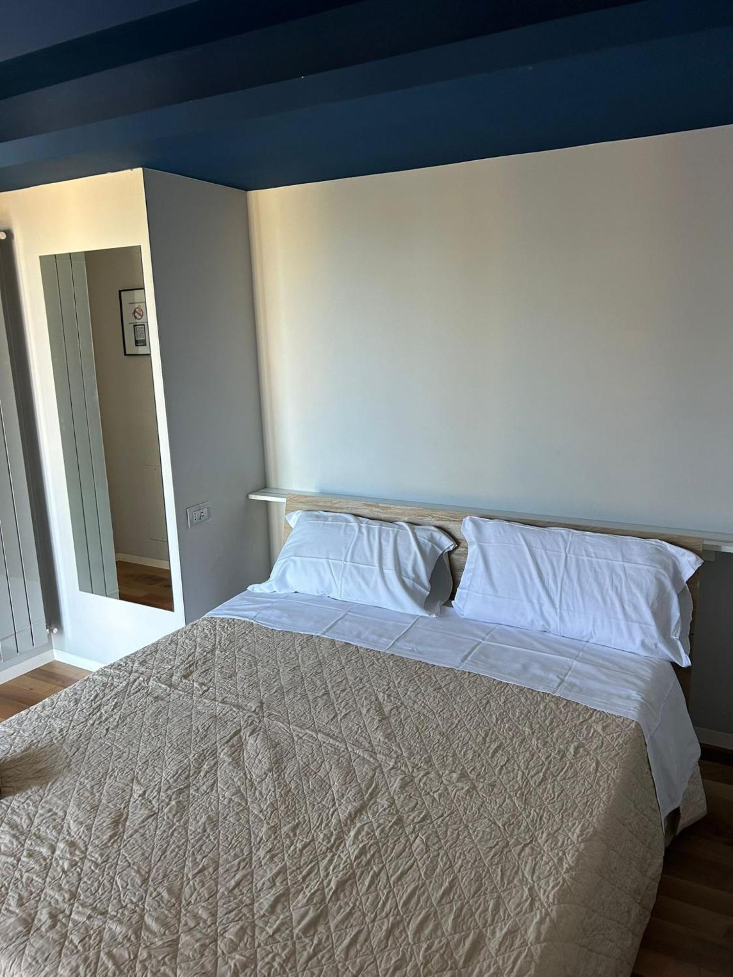 B&B Serangi - Il Piacere Di Sentirsi A Casa Cercola Exteriör bild