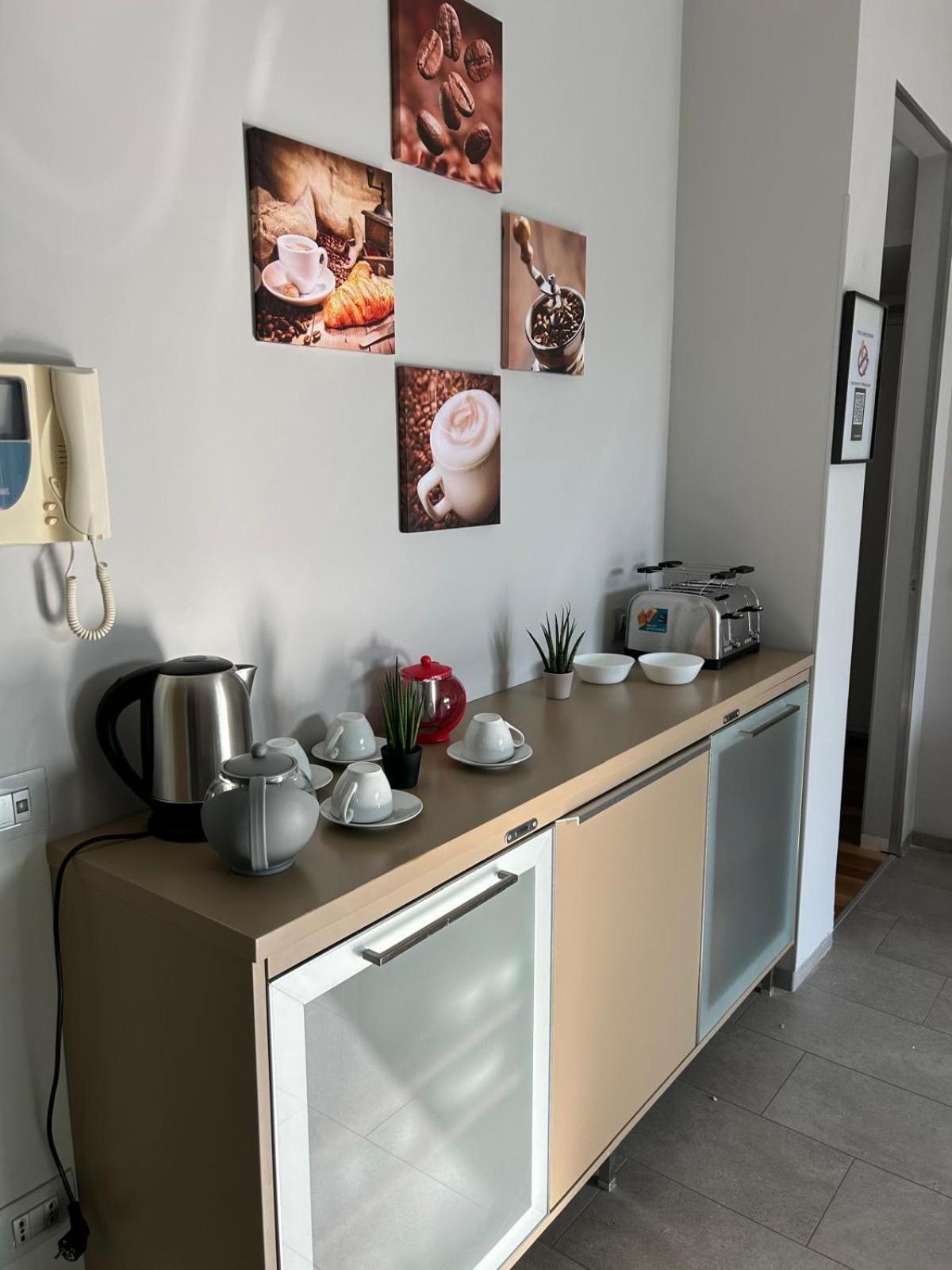 B&B Serangi - Il Piacere Di Sentirsi A Casa Cercola Exteriör bild