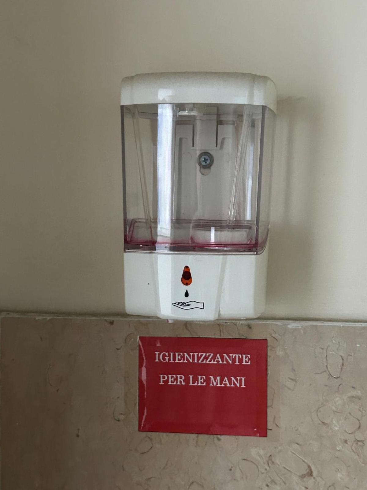 B&B Serangi - Il Piacere Di Sentirsi A Casa Cercola Exteriör bild