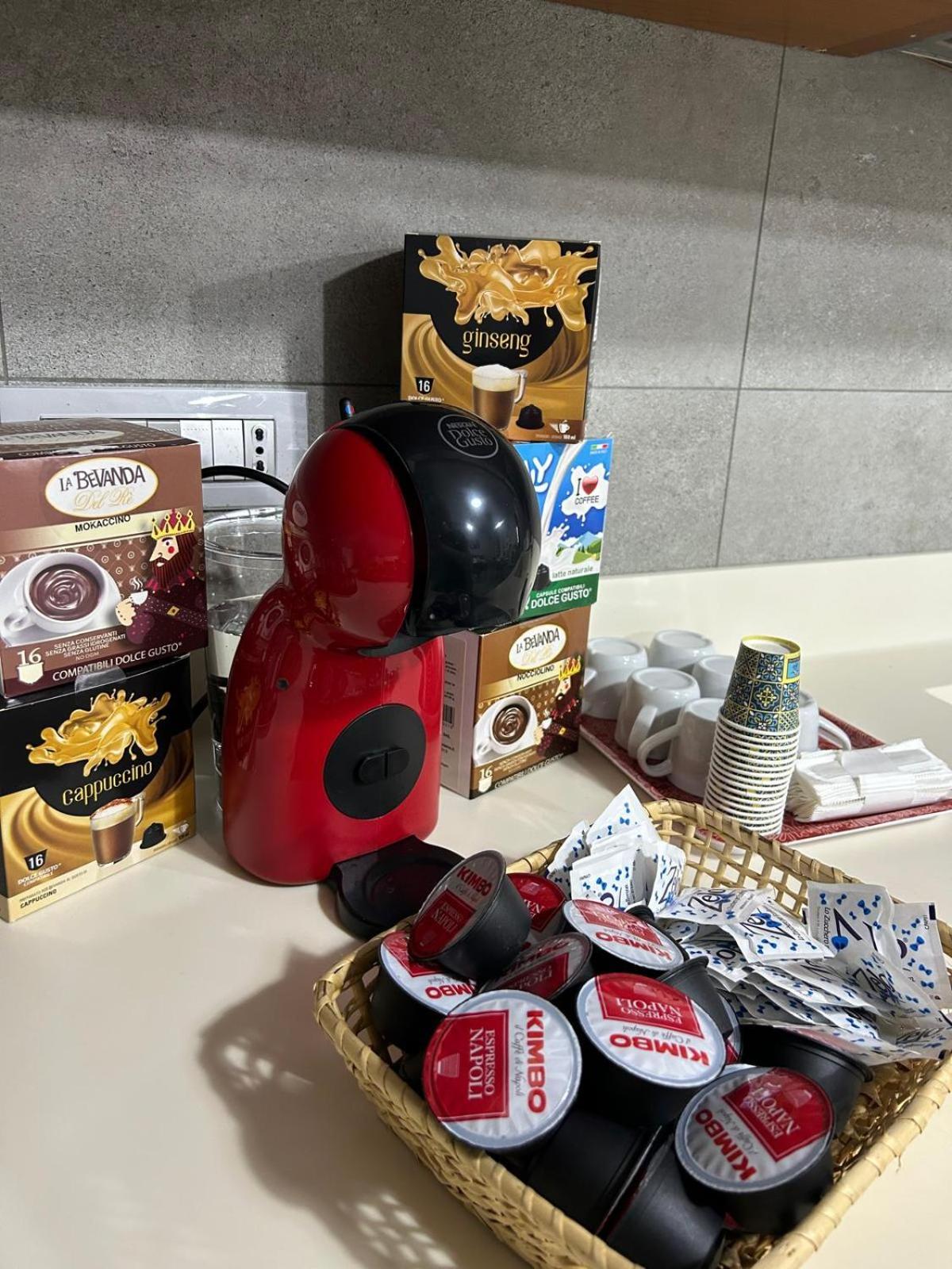 B&B Serangi - Il Piacere Di Sentirsi A Casa Cercola Exteriör bild